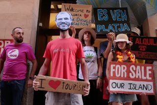 spain protest mallorca